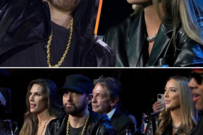 Eminem’s Heartfelt Tribute To Hailie Jade Left Everyone In Awe, From LL Cool J To Taylor Swift! At 52, Eminem Showed That His Charisma Is Timeless As He Delivered An Emotionally Charged Medley Of ‘Houdini’ And ‘Temporary.’ The Performance Reached Its Peak When He Sat On A Sofa, Reflecting Quietly As A Family Video Of Hailie Played On The Screen, Ending The Moment With Raw, Unspoken Emotion. Watch The Full Video Below!