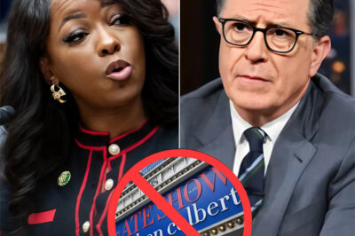 “UNBELIEVABLE!” — Stephen Colbert SHOCKS Hollywood with a surprise new talk show with Jasmine Crockett after CBS dumps him from the Late Show! The unlikely comeback: Colbert, once considered yesterday’s news, is teaming up with rising politician Jasmine Crockett for a show they say will rewrite late-night television.  Here’s a pairing that critics have called “the most explosive in talk show history” — a veteran comedian unafraid to push boundaries and a edgy newcomer looking to shake things up.  And when Colbert announced, “We don’t need CBS’s approval anymore,” the industry went silent.  Is this a calculated revenge move that will make CBS regret letting him go… or the biggest gamble of his career?