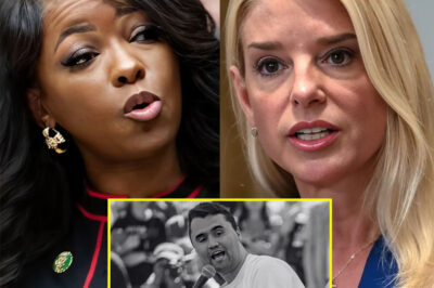 ANGRY: Jasmine Crockett laughed after people shared prayers and memorials for Charlie Kirk when he pass3d @way, she said: “They are remembering a man who doesn’t deserve to be praised”. This action is receiving outrage from all over America, right after the information was shared and spread, Pam Bondi said “8 words” that made Jasmine Crockett have to