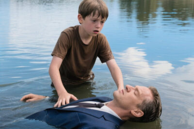 When 12-year-old Aurelio saw the man in the expensive suit falling into the river, he didn’t know that this act of bravery would change not only the life of the city’s most powerful millionaire, but also his own destiny forever.