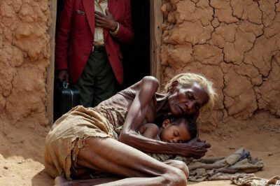 The richest man in town returned home to hug his parents… and found them sleeping on the floor next to a strange girl, while the true owner of his money emerged smiling from the shadows.