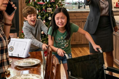 At Christmas, My Sister Stood Up, Pointed At My 12-year-old, And Hissed, “We All Know She’s Faking!” Then Her Cousin Snatched The Wheelchair Away And Laughed, “Just Get Up And Walk!” I Didn’t Cry. I …