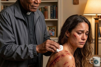 At age 60, I remarried my first love: on our wedding night, as I was undressing my wife, I suddenly stepped back in shock and felt a pang of sadness at the sight of…